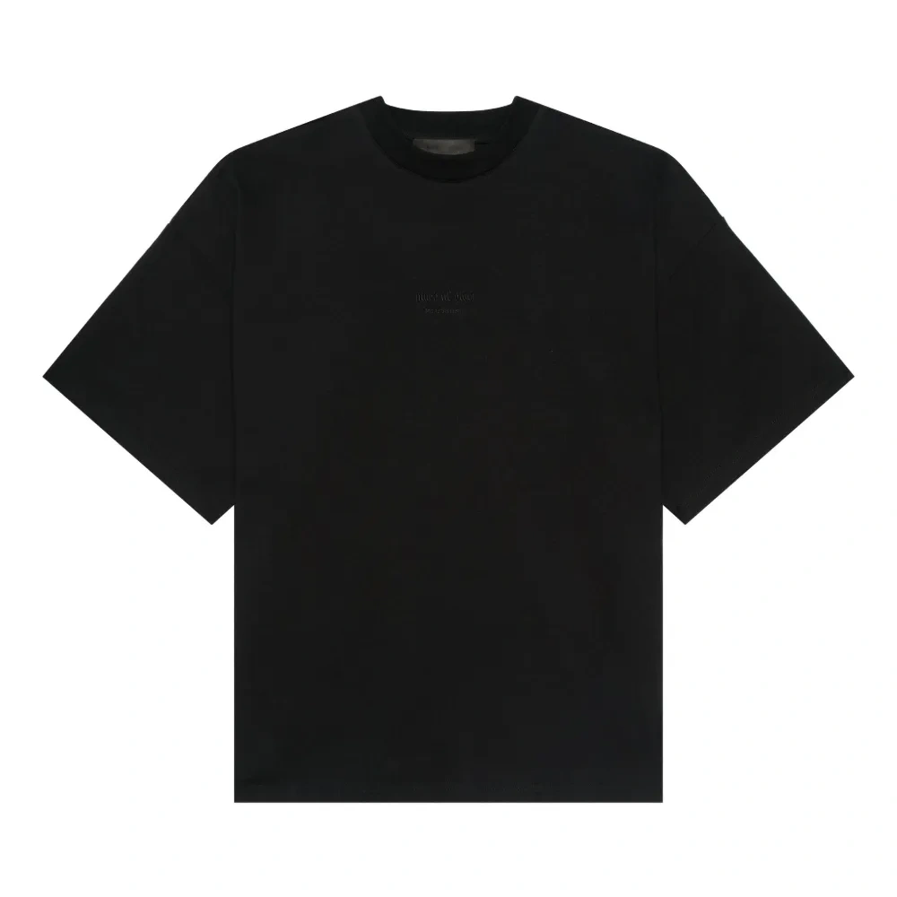 Футболка с аппликацией