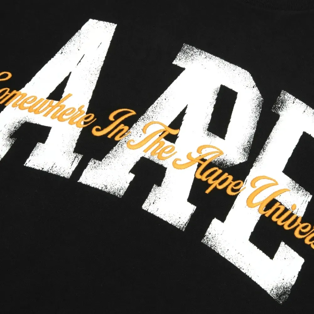 Футболка с длинными рукавами и графическим принтом