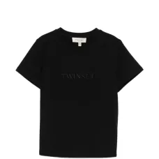 Футболка с короткими рукавами и тиснением