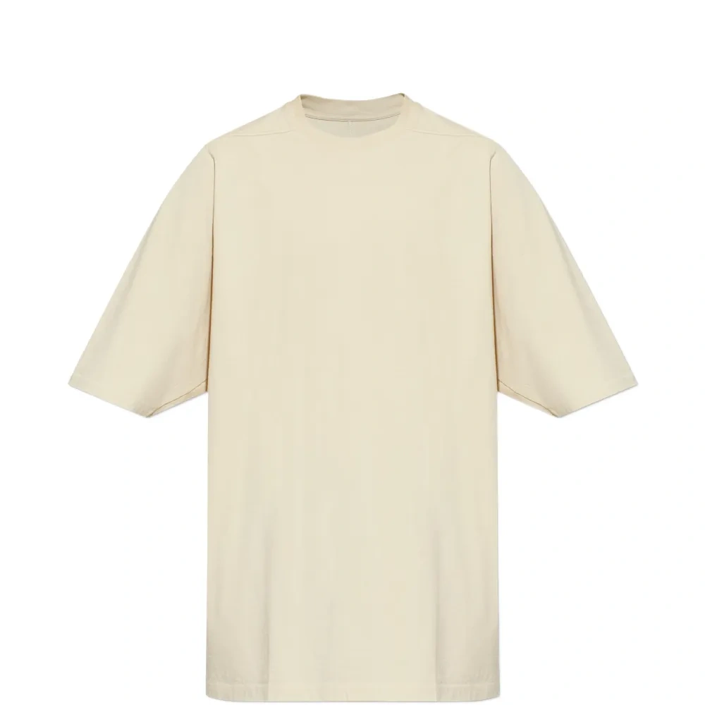 Футболка с отделкой швами