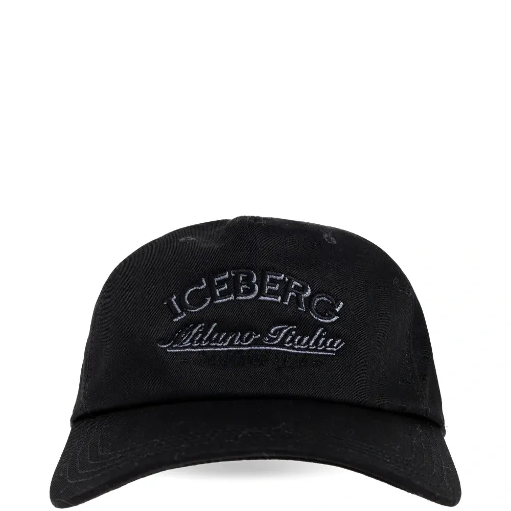 Бейсбольная кепка с вышивкой Бейсбольная кепка с вышивкой