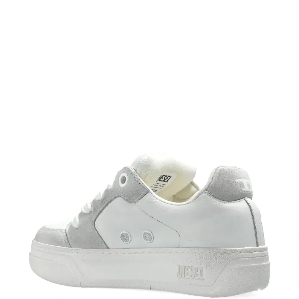 Кроссовки с панельным дизайном