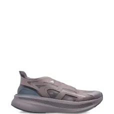 Кроссовки с панелями