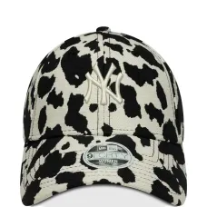 Бейсболка с логотипом