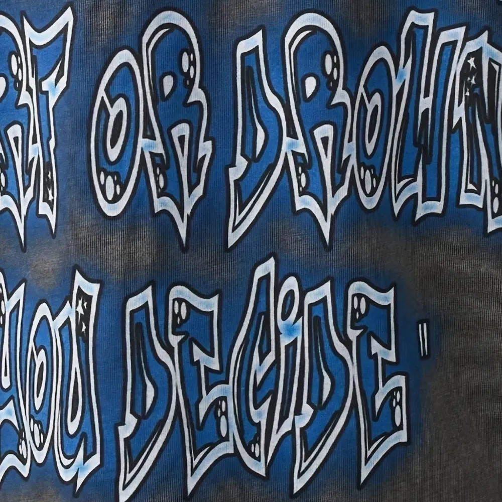 Футболка с надписью "Thank You"