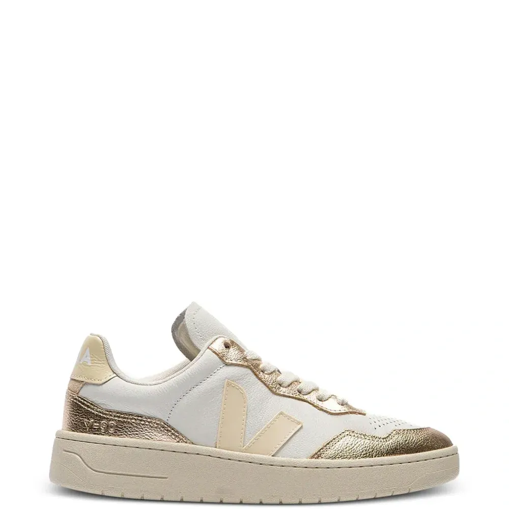 Кожаные кроссовки V-90