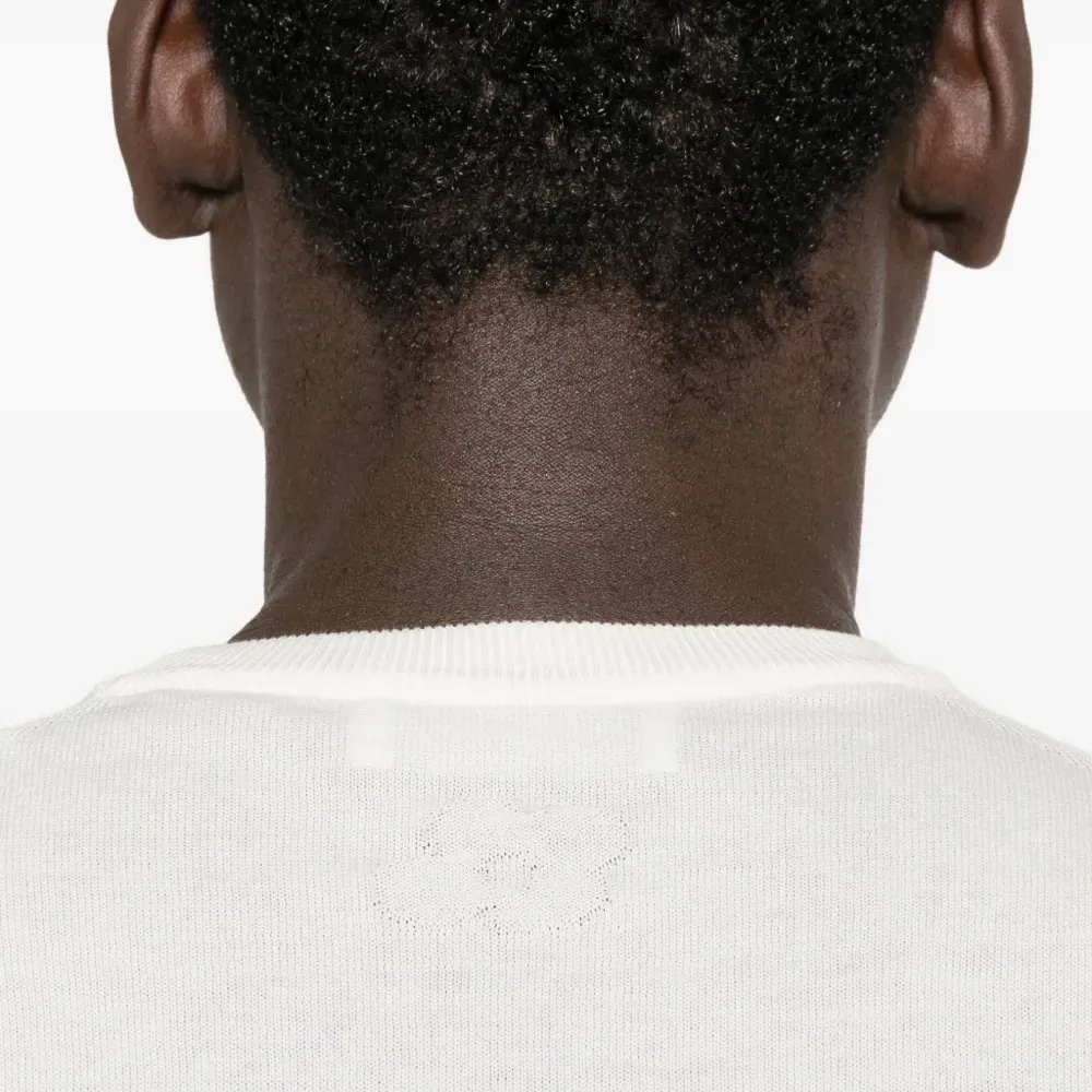 Футболка с круглым вырезом