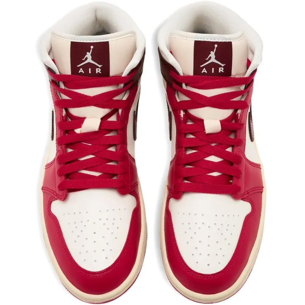 Кроссовки Air Jordan 1 Mid