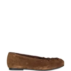 Балетки из замши на шнуровке