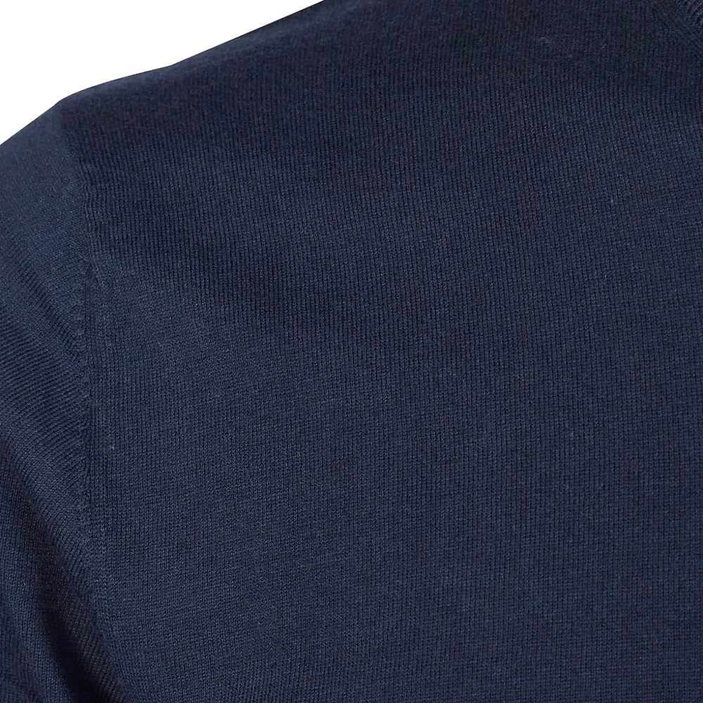 Футболка с длинными рукавами