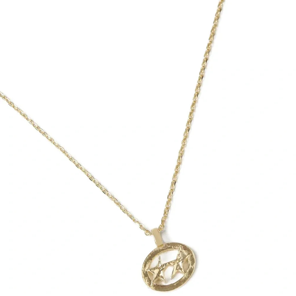 Колье с овальной подвеской