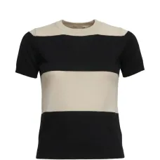 Полосатая футболка