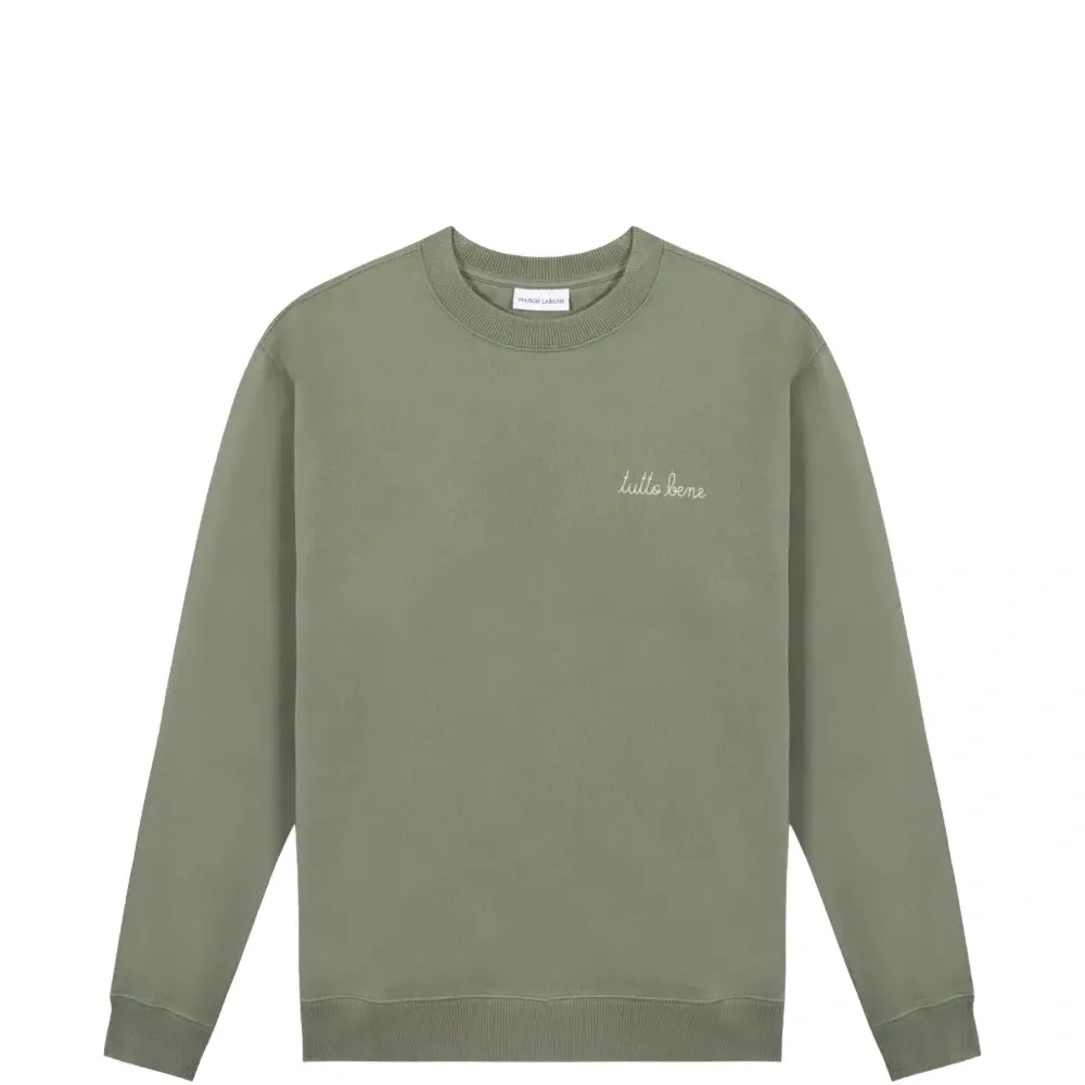 Свитшот с вышитым логотипом и круглым вырезом