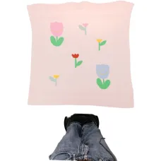 Одеяло с цветочной вышивкой