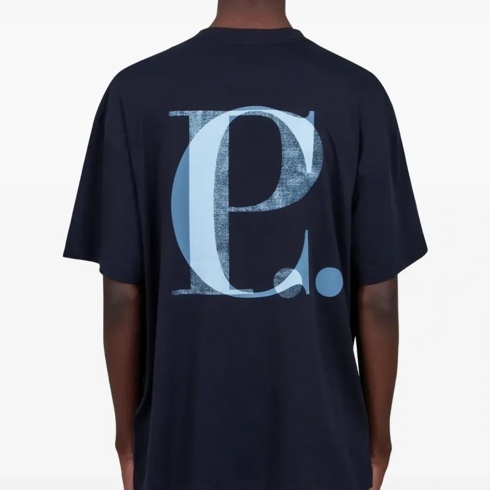 Футболка с коротким рукавом и принтом