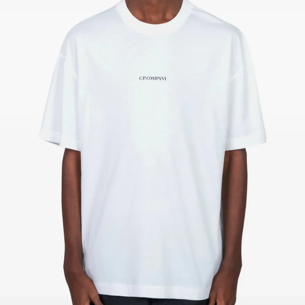 Футболка с короткими рукавами