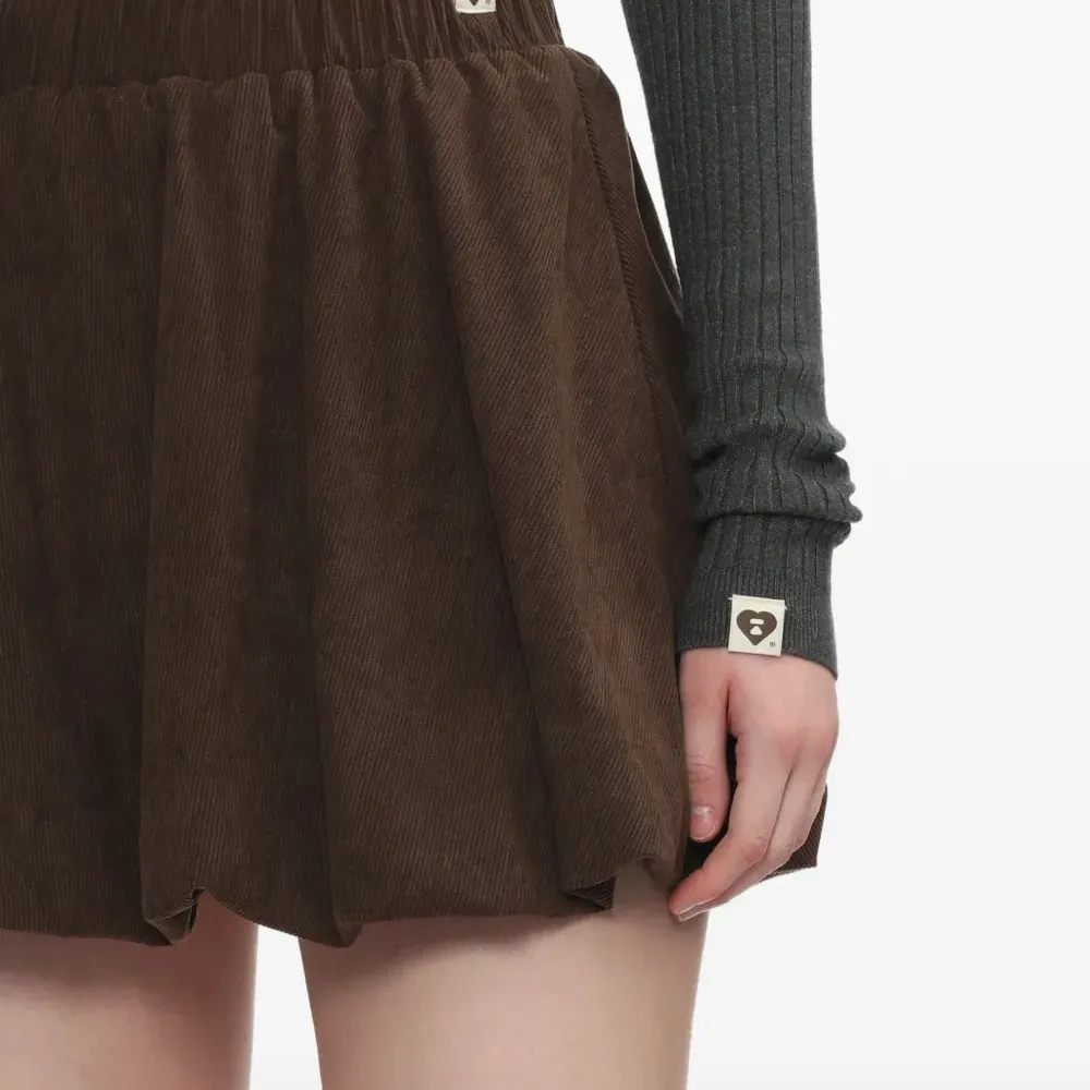 Вельветовая расклешённая юбка