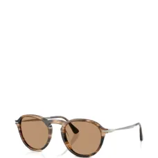 Солнечные очки круглой формы