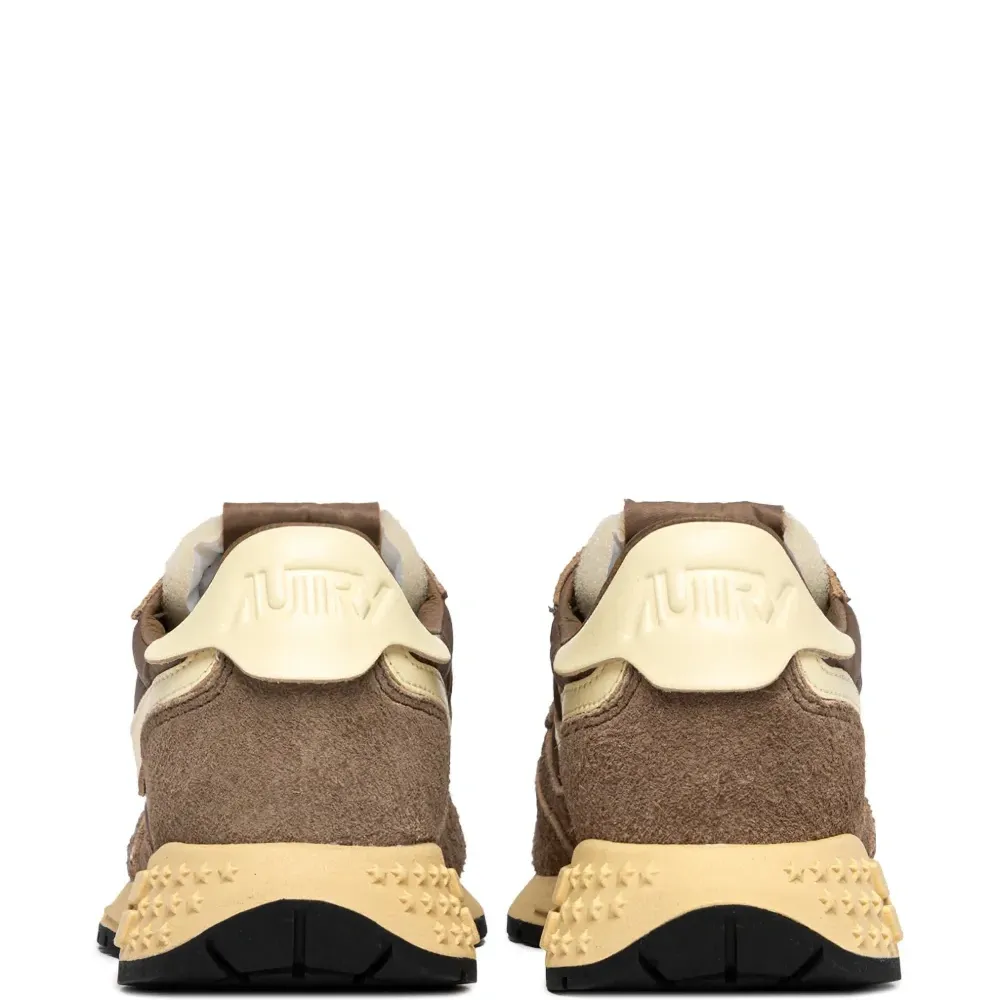 Кроссовки со вставками Кроссовки со вставками