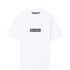 Футболка с логотипом в виде коробки