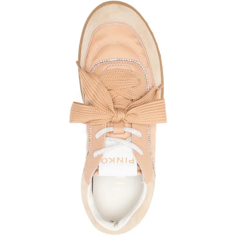 Кеды Gea на шнуровке с аппликацией Кеды Gea на шнуровке с аппликацией