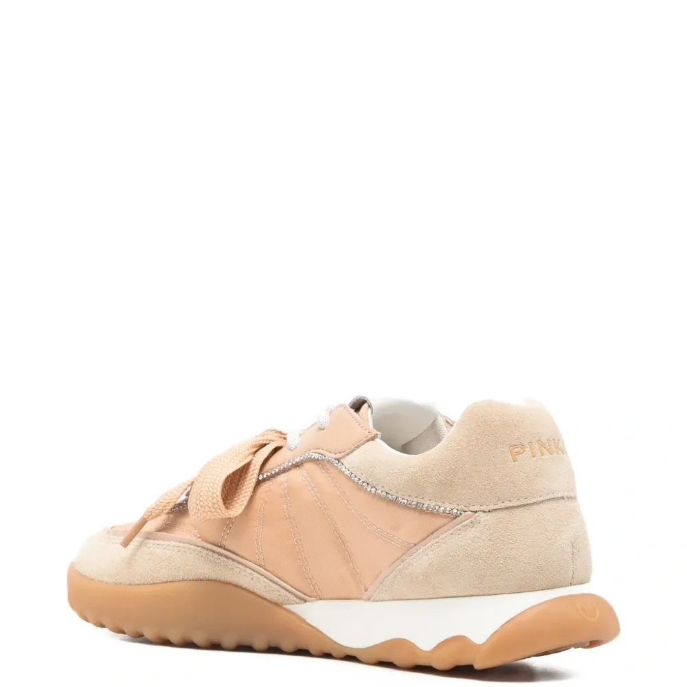 Кеды Gea на шнуровке с аппликацией Кеды Gea на шнуровке с аппликацией