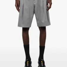 Шорты с карманами карго