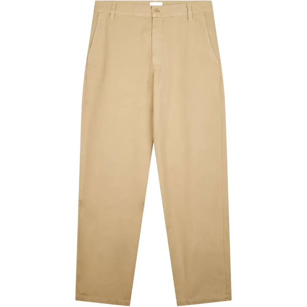 Брюки на пуговицах