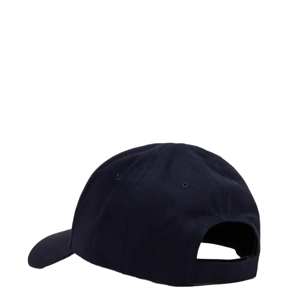 Бейсболка с вышитым логотипом