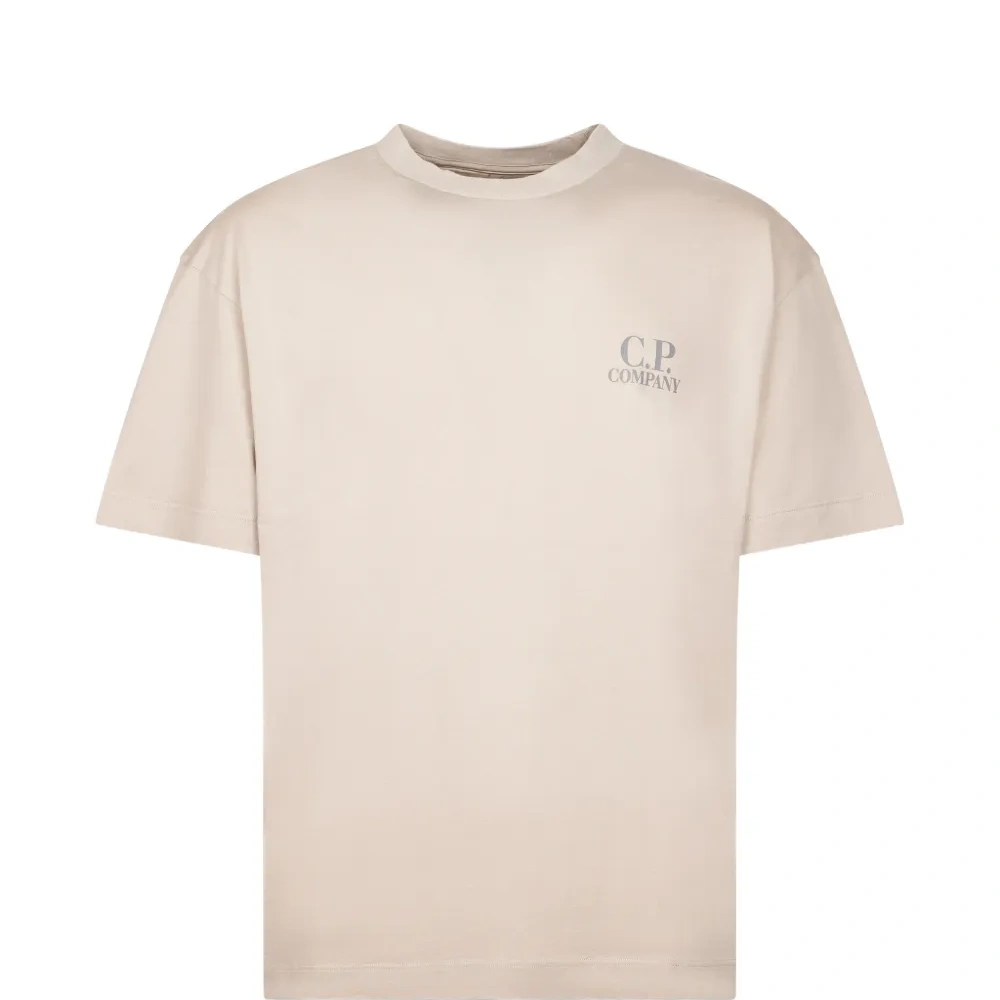 Футболка с логотипом