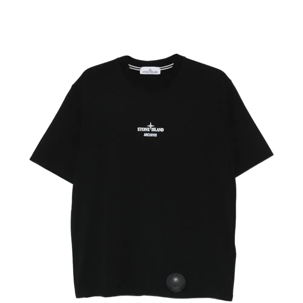 Футболка с логотипом