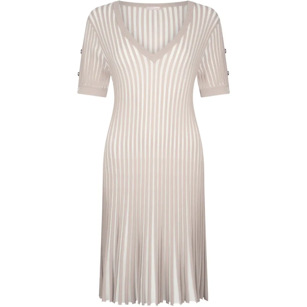 Мини-платье в полоску с V-образным вырезом на пуговицах Мини-платье в полоску с V-образным вырезом на пуговицах