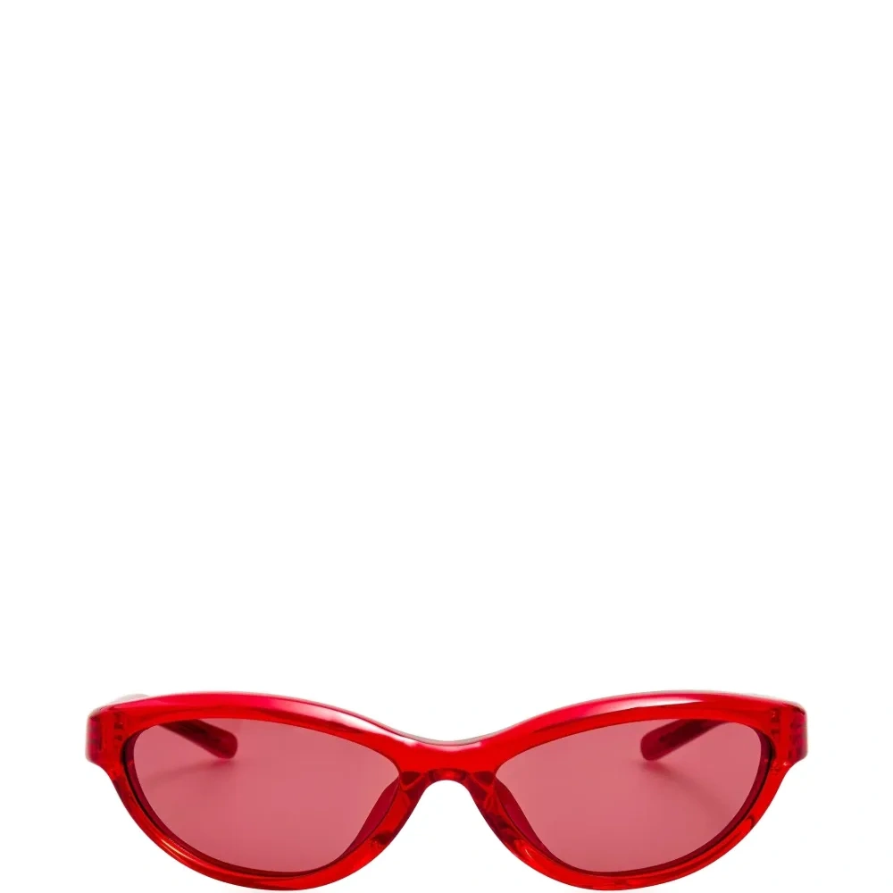 Солнцезащитные очки в овальной оправе