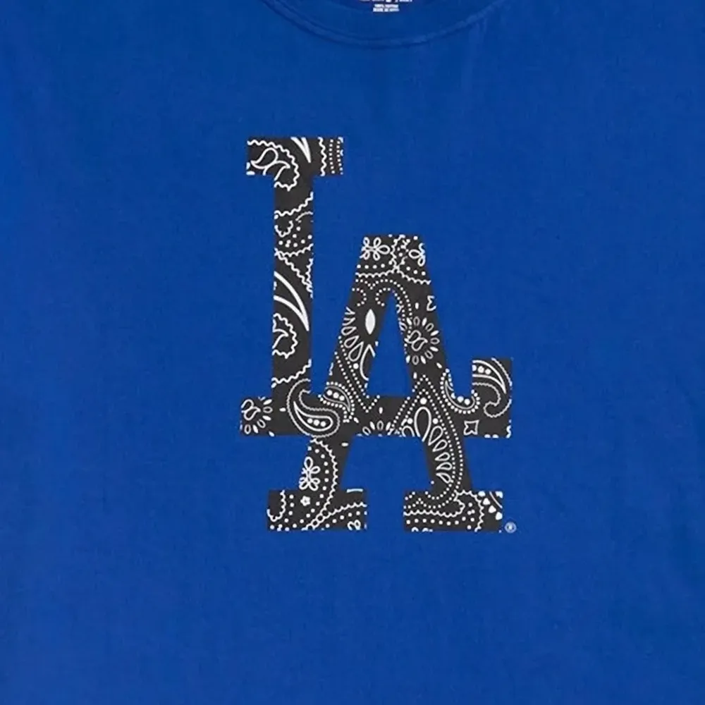 Футболка MLB LA Dodgers с короткими рукавами и элементами пейсли