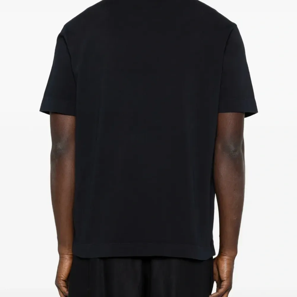 Футболка с карманом