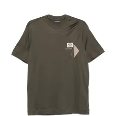 Футболка с нашивкой