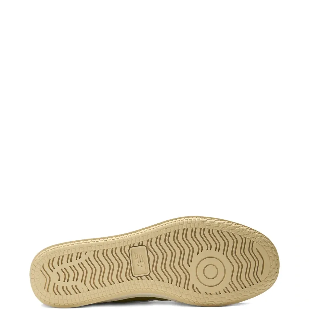 Кроссовки T500 с перфорацией