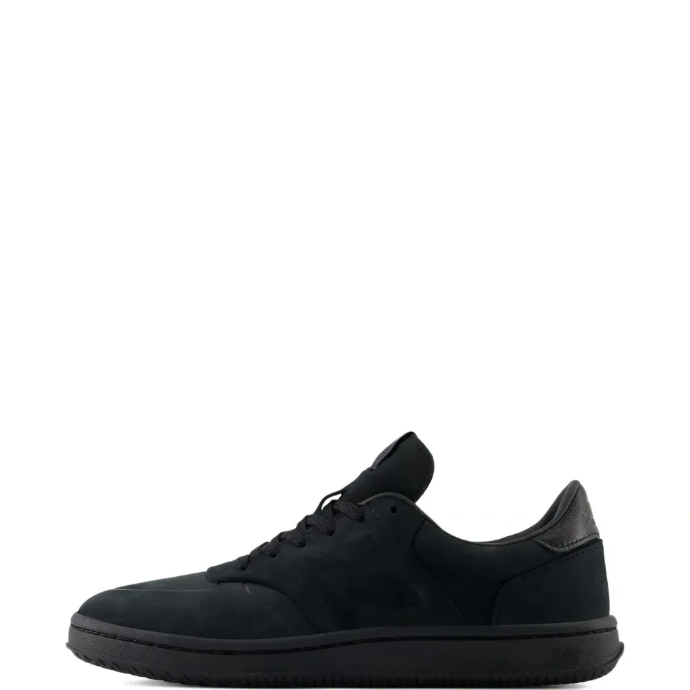 Кроссовки T500D с перфорацией