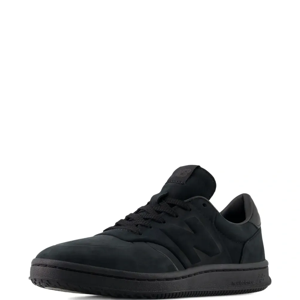 Кроссовки T500D с перфорацией