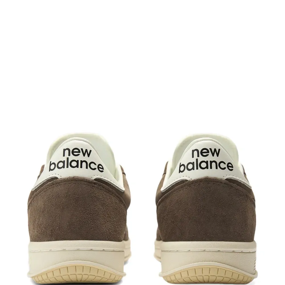 Замшевые кроссовки T500 с перфорацией