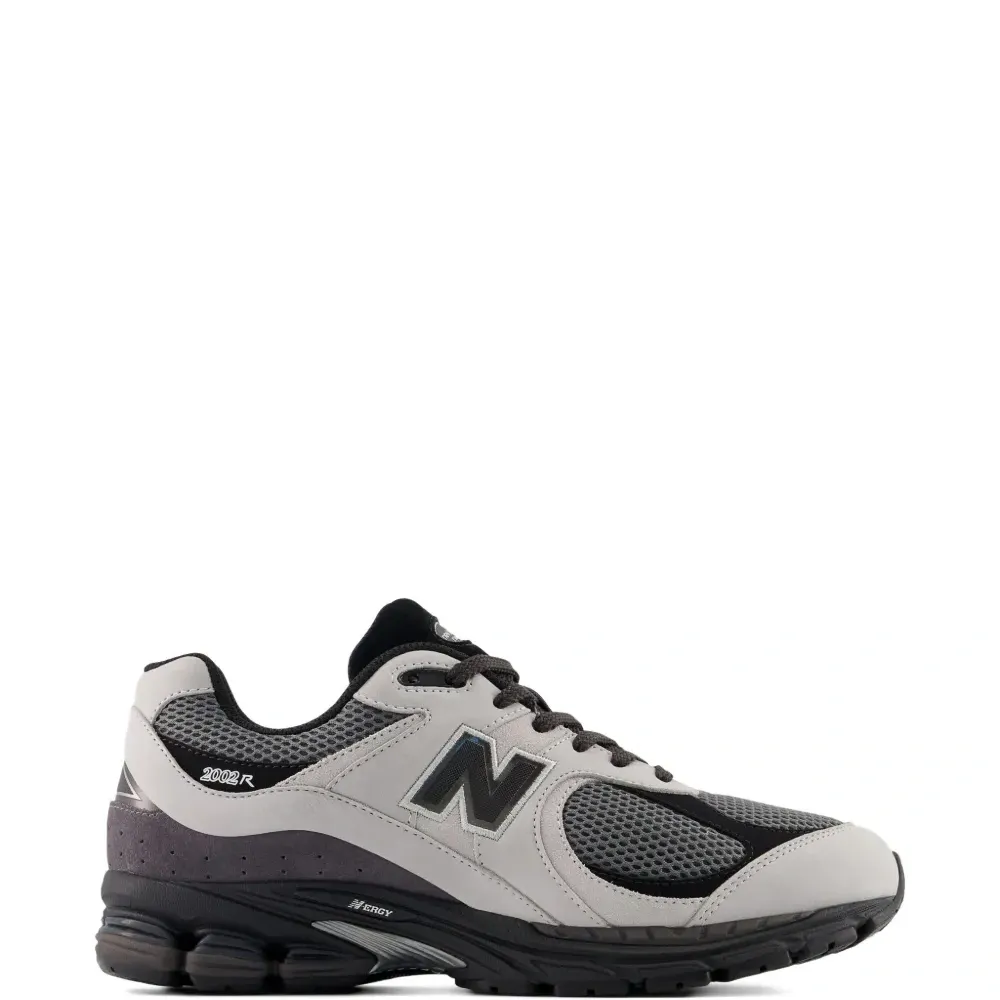 Кроссовки U2002R с нашивкой-логотипом