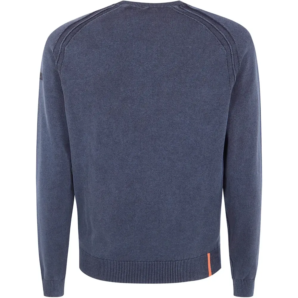 Вязаный свитер с круглым вырезом