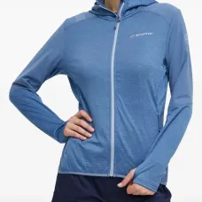 Спортивная куртка с капюшоном