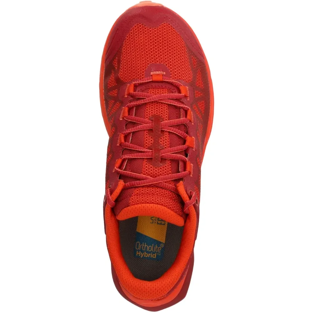 Кроссовки с логотипом