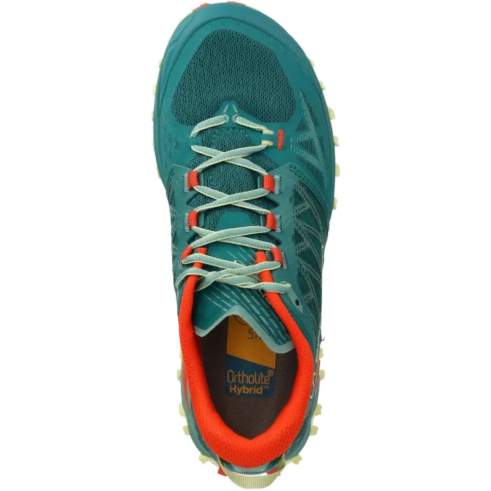 Кроссовки с узором