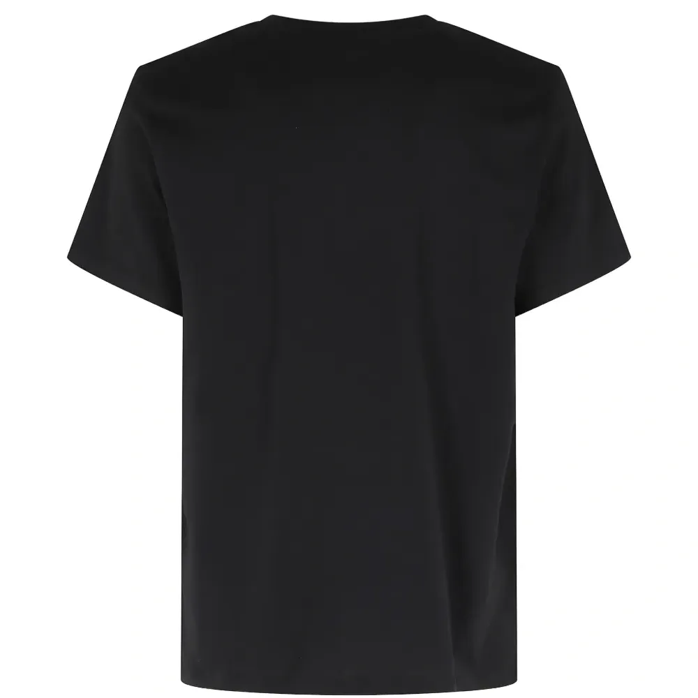 Футболка с вышитым логотипом