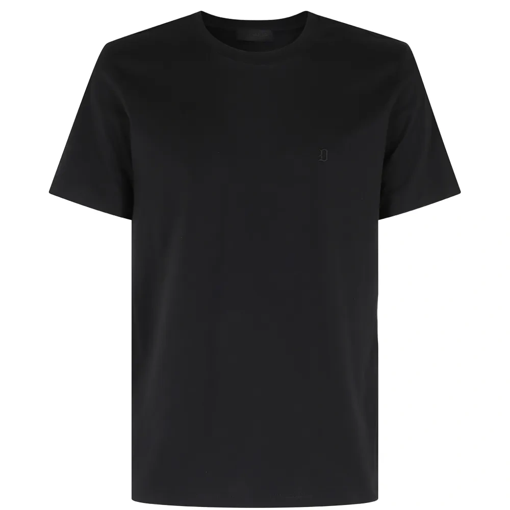 Футболка с вышитым логотипом