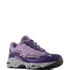 Кроссовки 1000