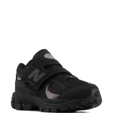 Кроссовки 2002 на липучках