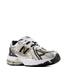 Кроссовки 1906 с кружевными и перфорированными вставками